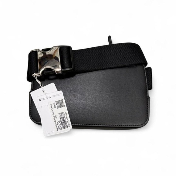 black white lululemon belt bag Lululemon Everywhere Belt Bag *1L - White Opal / Black